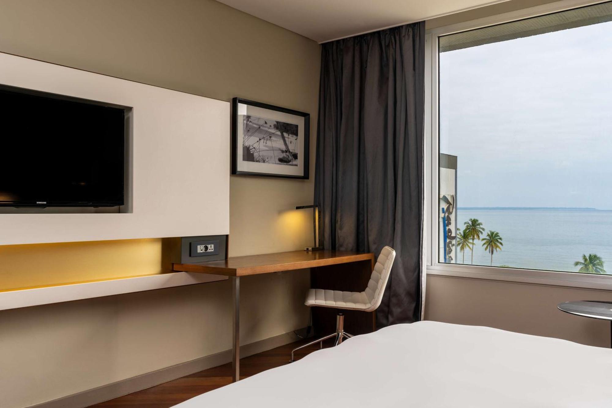 Radisson Blu Okoume Palace Hotel, Libreville Luaran gambar