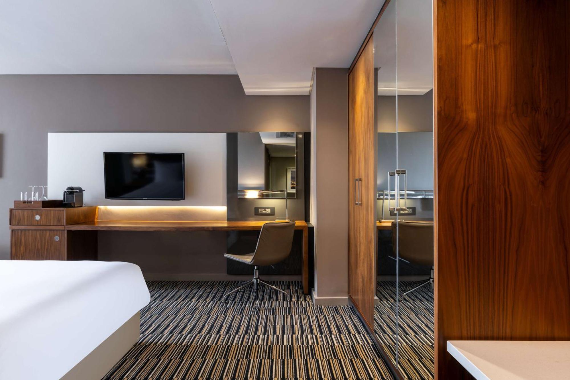 Radisson Blu Okoume Palace Hotel, Libreville Luaran gambar