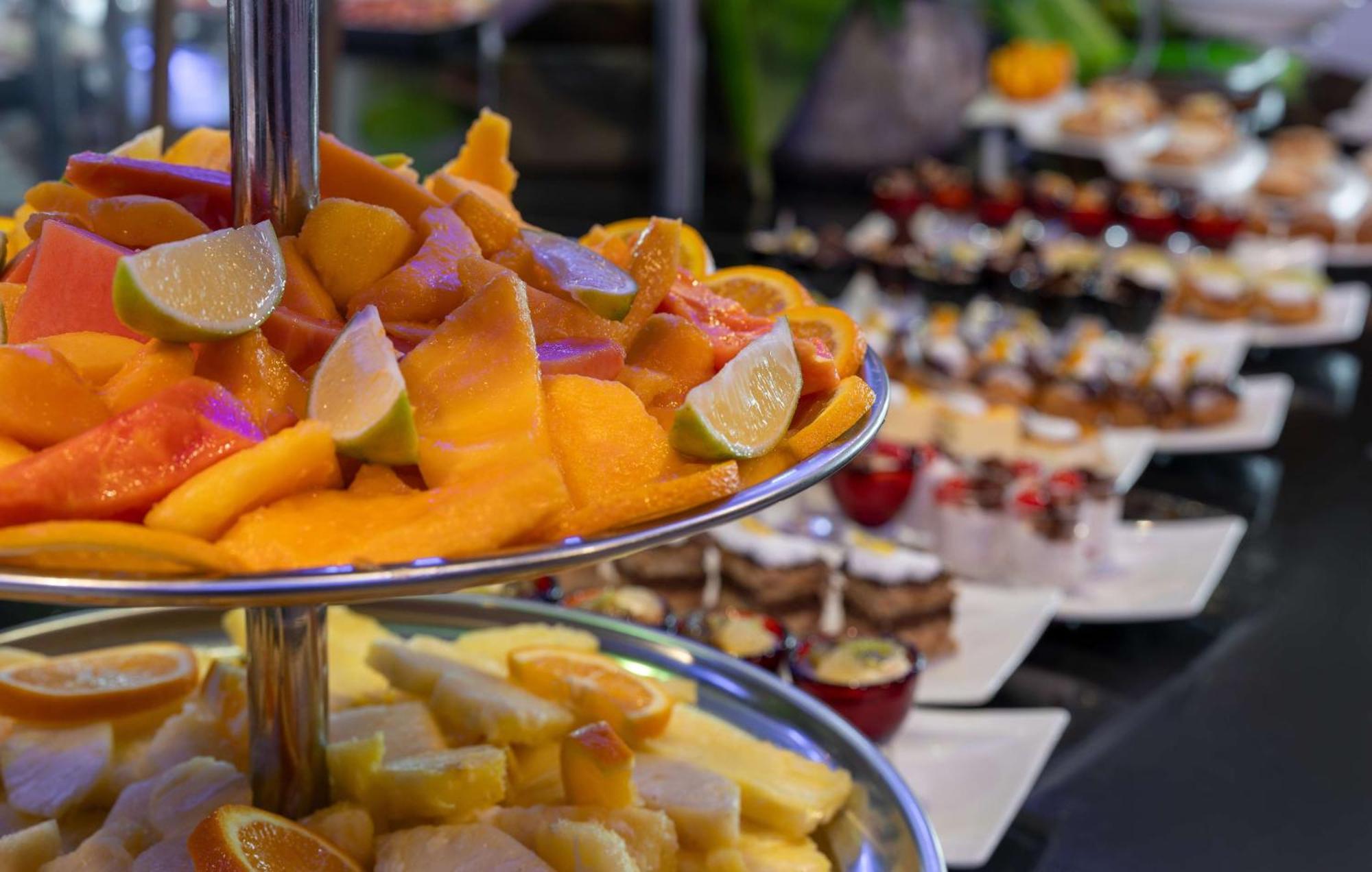 Radisson Blu Okoume Palace Hotel, Libreville Luaran gambar