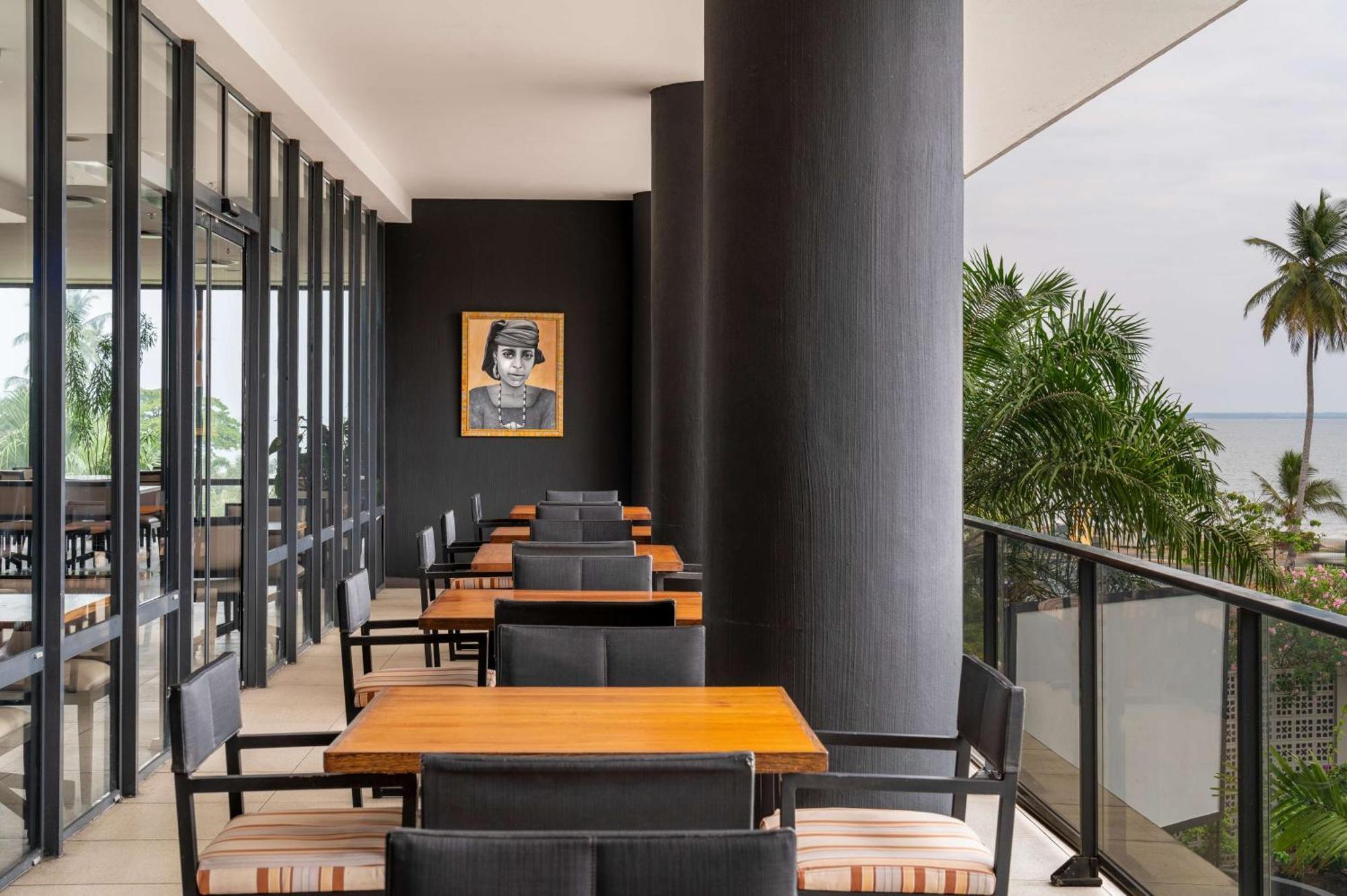 Radisson Blu Okoume Palace Hotel, Libreville Luaran gambar